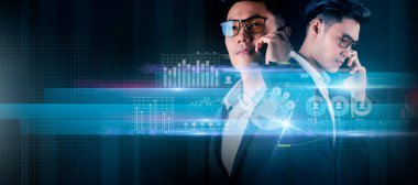 İnsan yeni hologram teknolojisi kullanıyor.