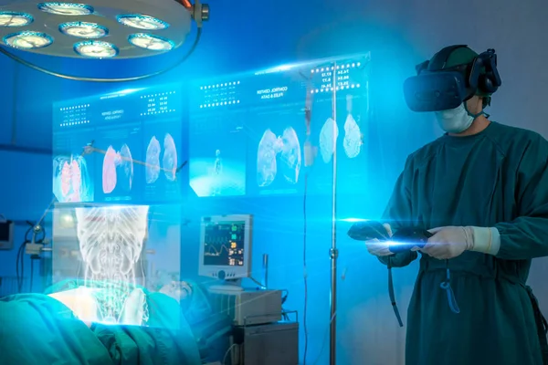Surgeon Using Hologram Technology Ray Images Patient Laying Background — Stock Photo, Image