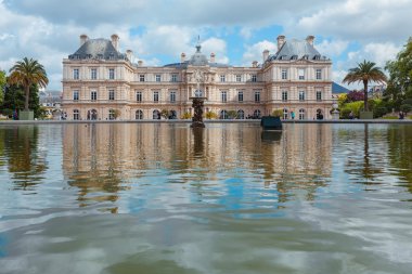 Paris'teki Lüksemburg Sarayı