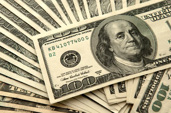 100 dolarlık banknotların arkaplanı