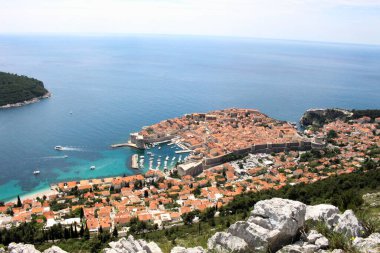 Hırvatistan 'ın Dubrovnik kentinde güzel bir yaz günü panorama