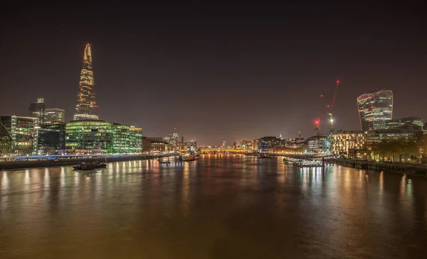 Utsikt Över Skärvan Staden London Med Färgglada Ljus — Stockfoto
