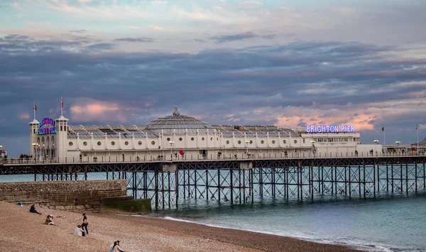 Ηλιοβασίλεμα Πάνω Από Brighton Pier Αγγλία Ηνωμένο Βασίλειο Παραλία Αγγλία — Φωτογραφία Αρχείου