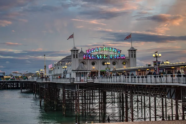 Ηλιοβασίλεμα Πάνω Από Brighton Pier Αγγλία Ηνωμένο Βασίλειο Παραλία Αγγλία — Φωτογραφία Αρχείου