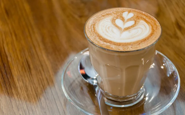 Sıcak kahve latte sanat ile — Stok fotoğraf