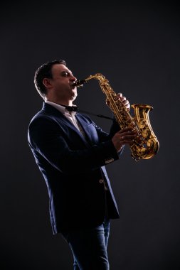 müzisyen caz saksafon çalış.