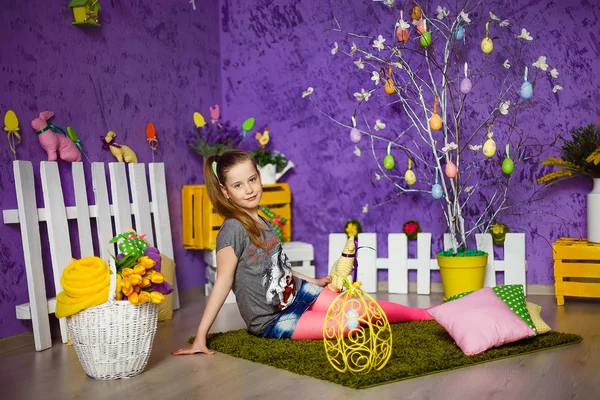 Estúdio retrato de menina bonito série de Páscoa — Fotografia de Stock