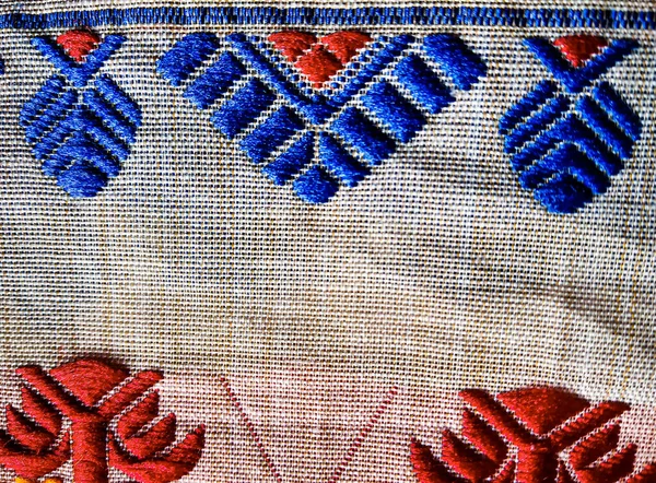 部族模様や民族模様はアッサムのモチーフデザインやムガシルクに使われます ウクライナのパターンやロシアのパターンに似ています — ストック写真