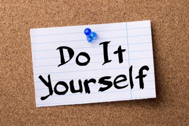 Kendin - yap kalçası Not kağıt tutturulmuş bulletin board