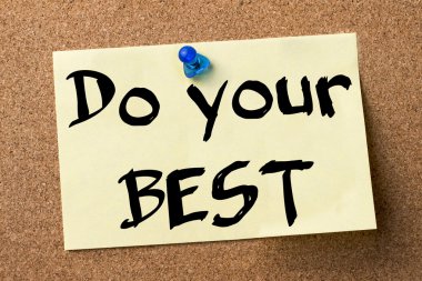 Elinden geleni yap - yapışkanlı etiket bulletin board tutturulmuş