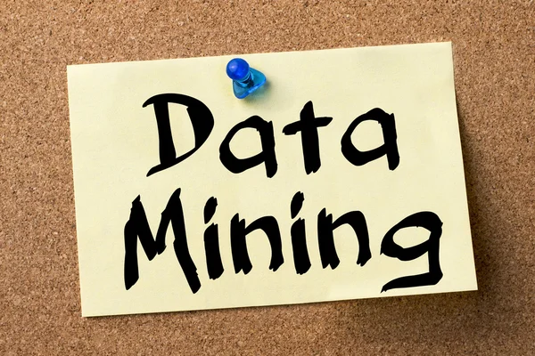 Data Mining - клейка етикетка, закріплена на дошці оголошень — стокове фото