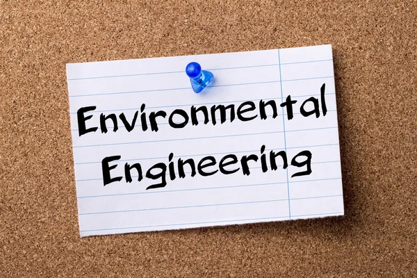 Engenharia ambiental - papel de nota lacrimejada fixado no boletim — Fotografia de Stock