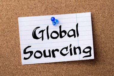Global Sourcing - ilan panosu üzerinde pinned kalçası not kağıdı