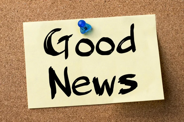 İyi haber - yapışkanlı etiket bulletin board tutturulmuş.