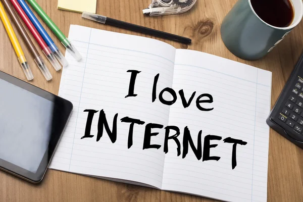 I love internet - Note Pad With — стоковое фото