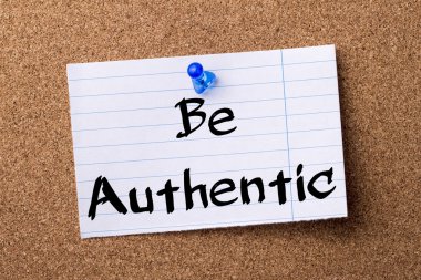 Otantik - olması kalçası not kağıdı bulletin board tutturulmuş