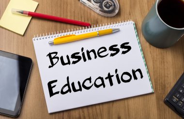 İşletme Eğitimi - Not Defteri ile metin