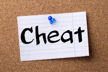 Hile - kalçası Not kağıt bulletin board tutturulmuş