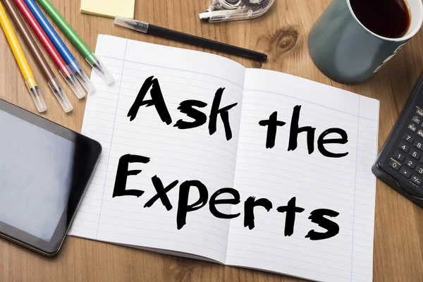 Ask the Experts - Note Pad With Text — Stock Photo, Image