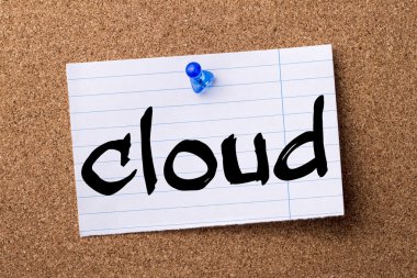 bulut - kalçası not kağıdı bulletin board tutturulmuş.