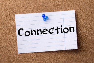 Bağlantı - kalçası not kağıdı bulletin board tutturulmuş.