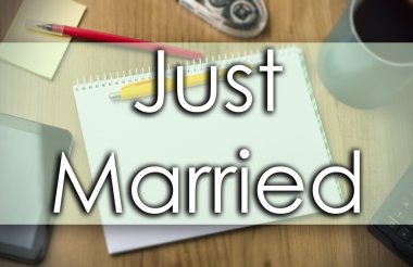 Sadece evli - metin ile iş kavramı