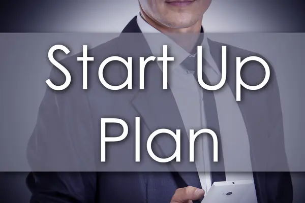 Plan de puesta en marcha - Joven empresario con texto - concepto de negocio —  Fotos de Stock