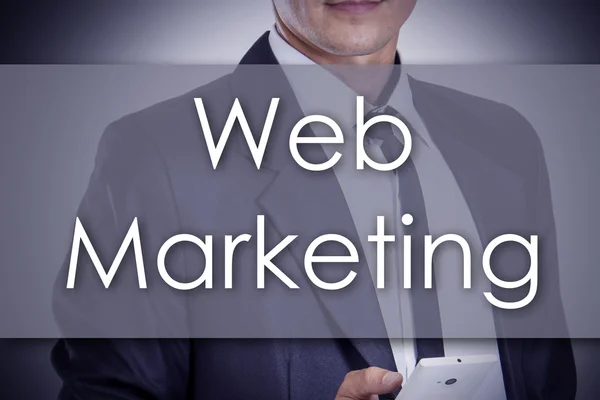 Web Marketing - молодий бізнесмен з текстом - бізнес-концепція — стокове фото