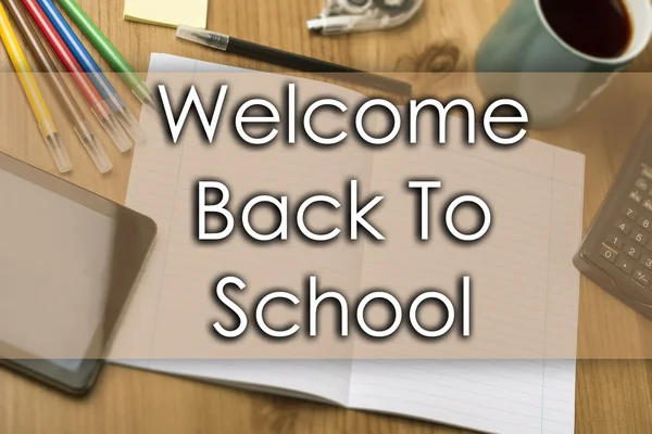 Välkommen tillbaka till skolan - affärsidé med text — Stockfoto