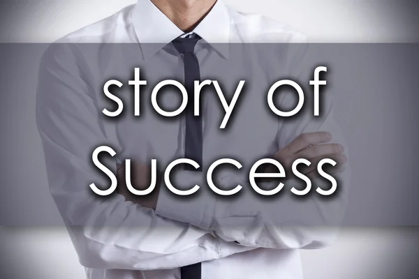Historia de éxito - Joven hombre de negocios con texto - negocio cóncavo —  Fotos de Stock