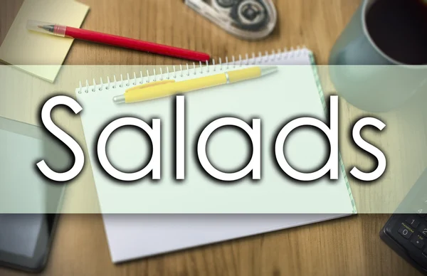Salades - bedrijfsconcept met tekst — Stockfoto