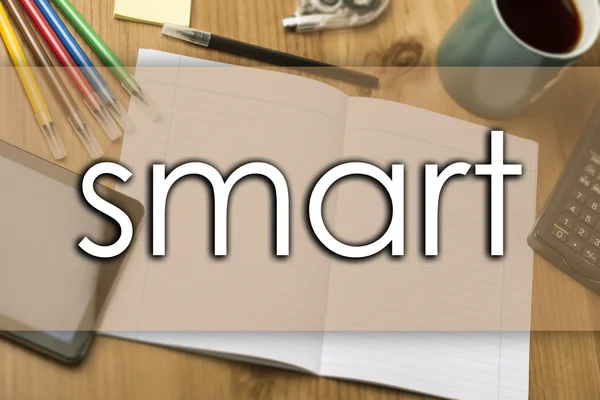 Smart - бизнес-концепция с текстом — стоковое фото