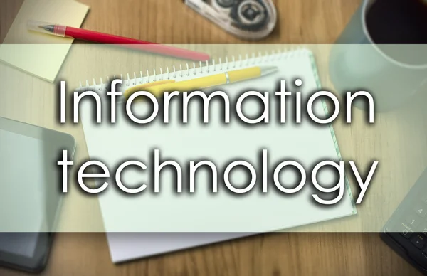 Информационные технологии - бизнес-концепция с текстом — стоковое фото