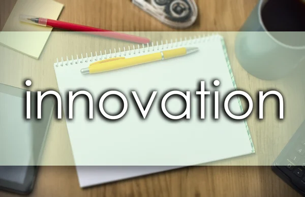 Innovation - affärsidé med text — Stockfoto