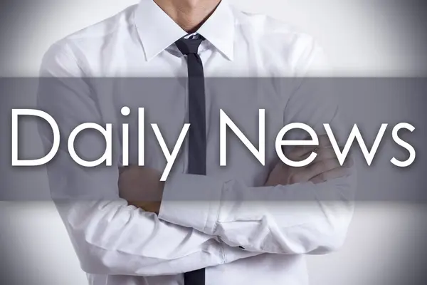 Daily News - Joven empresario con texto - concepto de negocio —  Fotos de Stock