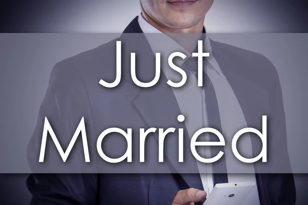 Just Married - Jovem empresário com texto - conceito de negócio — Fotografia de Stock