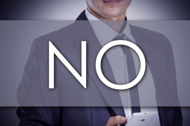 Yok - metin ile genç işadamı - iş kavramı