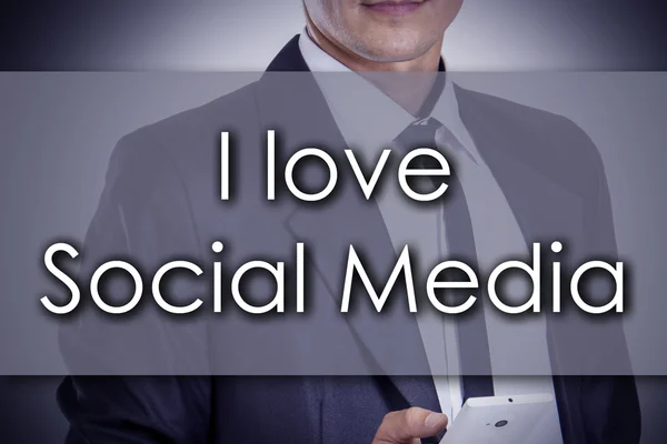 Me encantan las redes sociales - Joven hombre de negocios con texto - negocio con — Foto de Stock