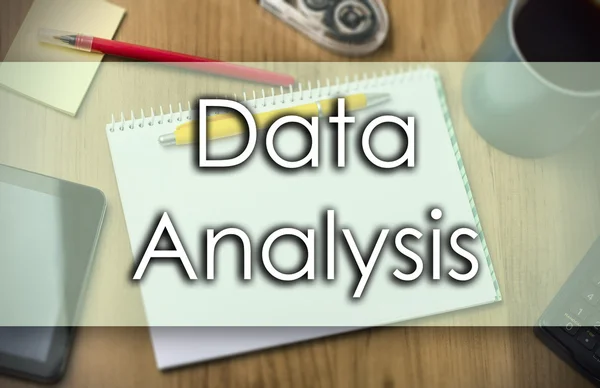 Dataanalys - affärsidé med text — Stockfoto