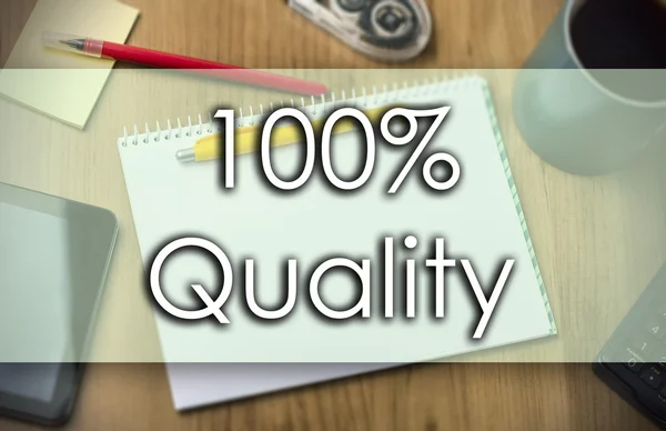 100% Qualidade - conceito de negócio com texto — Fotografia de Stock