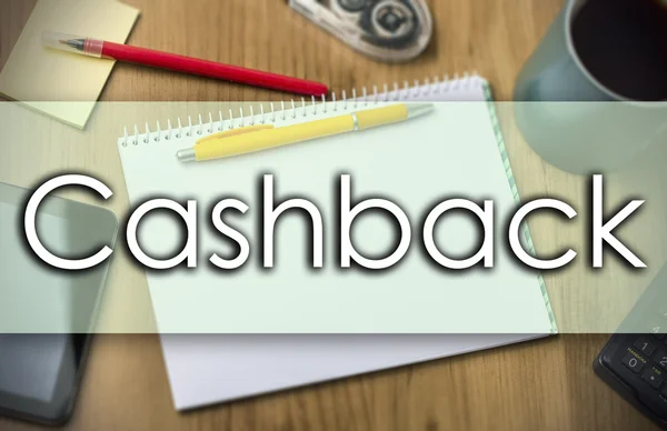 Cashback - conceito de negócio com texto — Fotografia de Stock