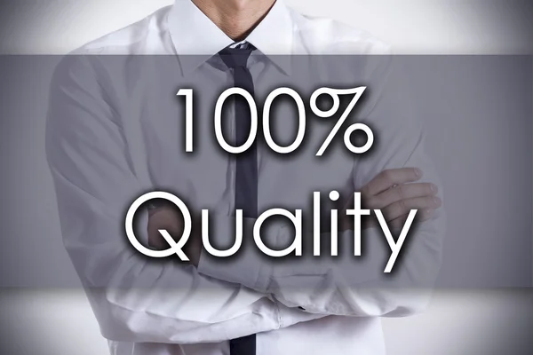 100% kwaliteit - jonge zakenman met tekst - bedrijfsconcept — Stockfoto