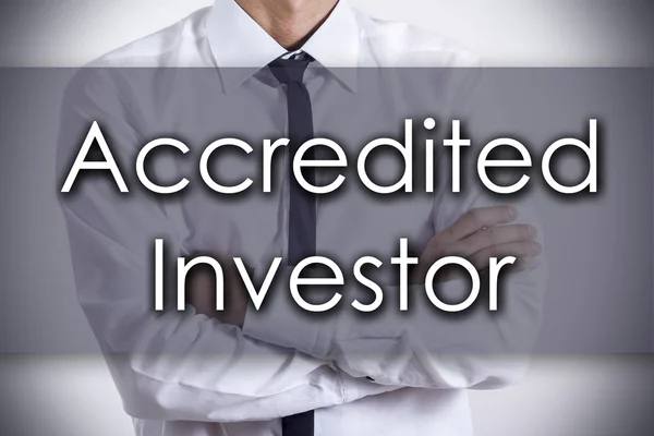 Investitore accreditato - Giovane imprenditore con testo - impresa con — Foto Stock