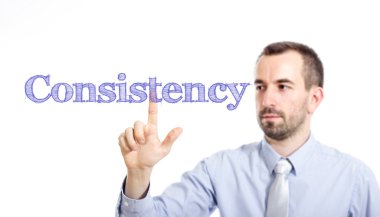 Tutarlılık - mavi metin ile genç işadamı