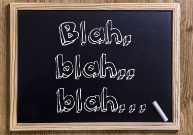 Falan filan. vesaire... filan... - metin ile yeni kara tahta özetlenen