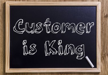 Müşteri kraldır - anahatları belirlenmiş metin ile yeni yazı tahtası