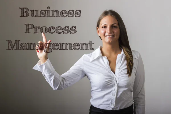 Business Process Management BPM - Belle fille touchant le texte o — Photo