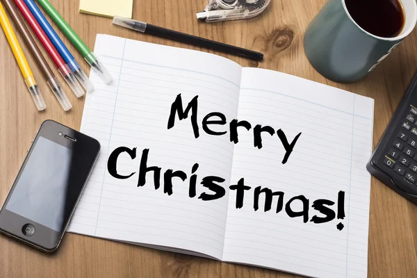 Merry Christmas! - Note Pad With Text On Wooden Table — Stock Photo, Image