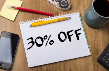 yüzde 30 - Not Defteri ile metin üzerinde ahşap tablo