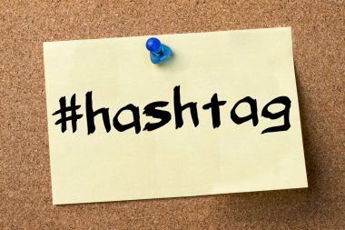 #Hashtag - ilan panosuna yapıştırılan yapışkan etiket